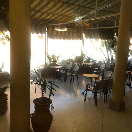 Ighbola Ouzoud Hotel Buitenkant foto